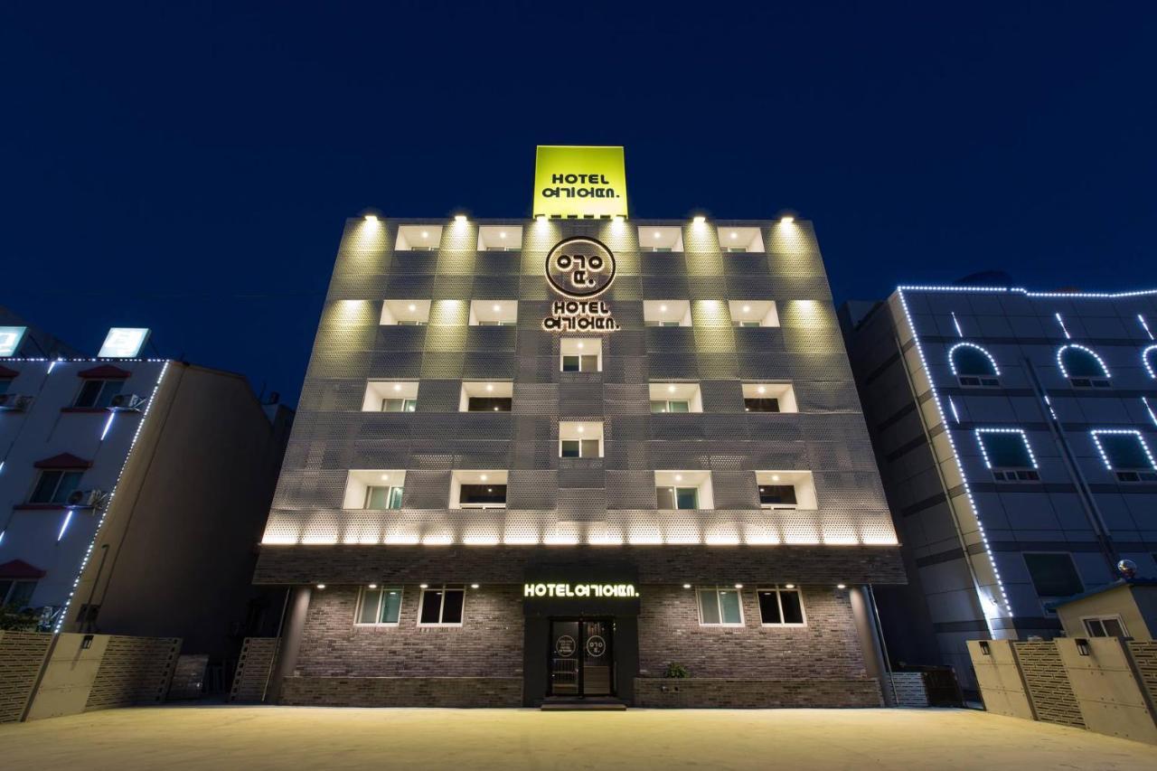 Hotel Yeogiuhtte Gyeongpo Gangneung Bagian luar foto