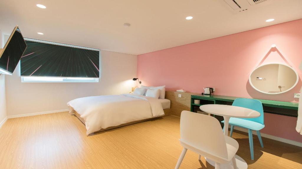 Hotel Yeogiuhtte Gyeongpo Gangneung Bagian luar foto